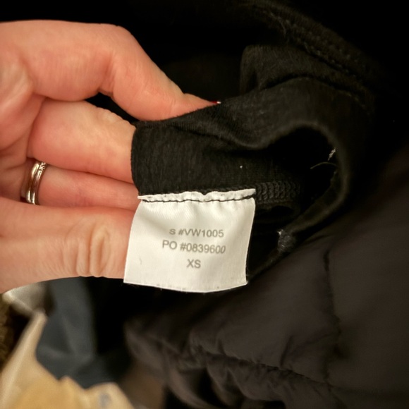 Vuori black crop top/ bra - Picture 5 of 5